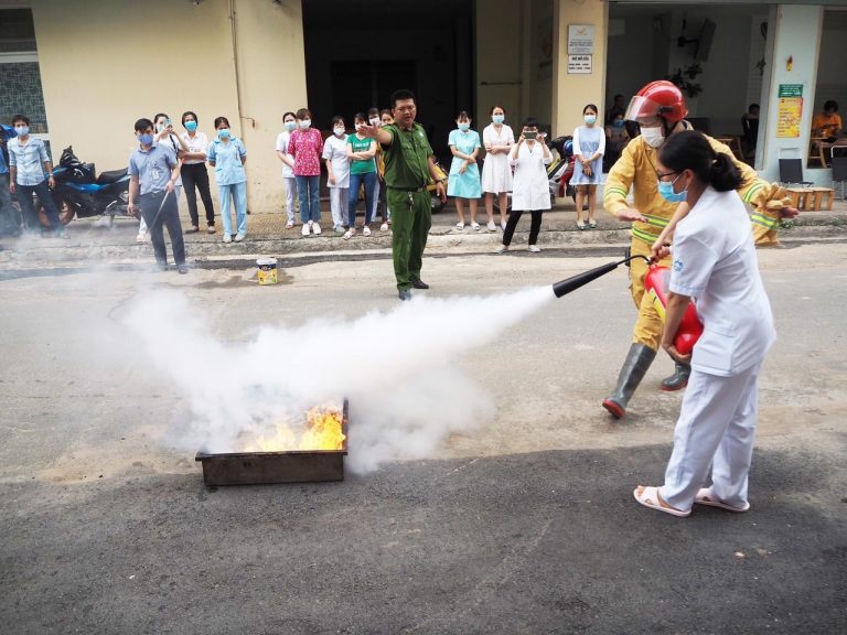 Hướng dẫn cách sử dụng bình chữa cháy